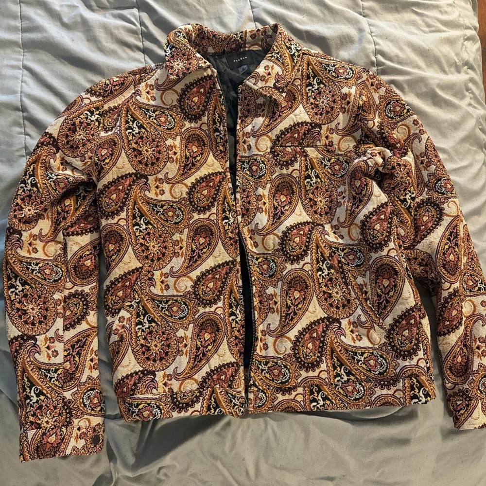 PacSun Paisley Print Jacket in Brown and Cream
